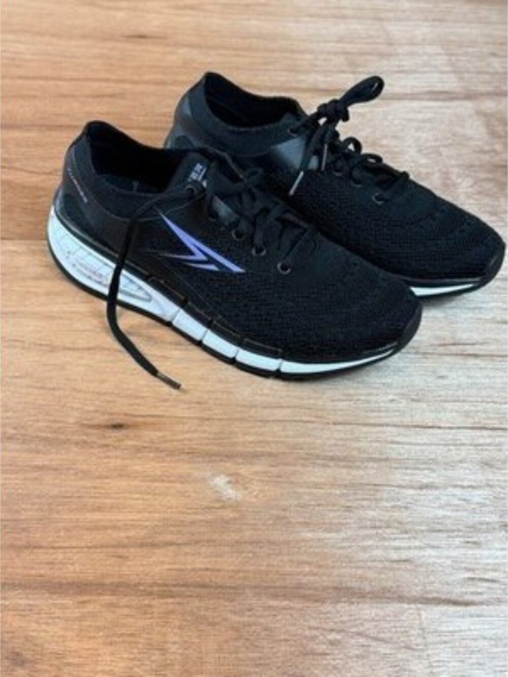 Turner Footwear Black Knit Lace Up Running Sneakers Size 9.5